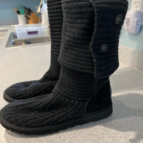 Black knit UGG boots - Picture 3 of 6